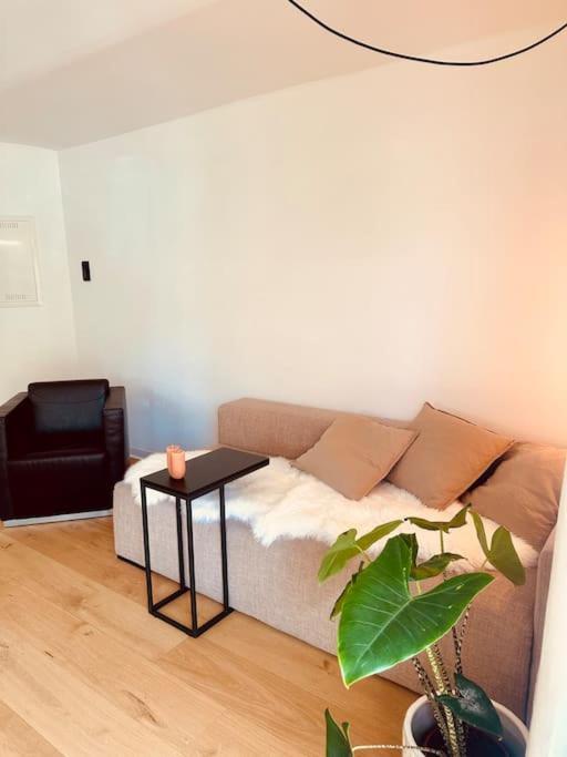 2 Zimmer Apartment Sindelfingen Boeblingen Calw Aidlingen Ngoại thất bức ảnh